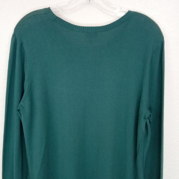 LOGO Sz Medium Green Crew Neck Asymmetrical Lace Hem Sweater - Picture 9 of 10
